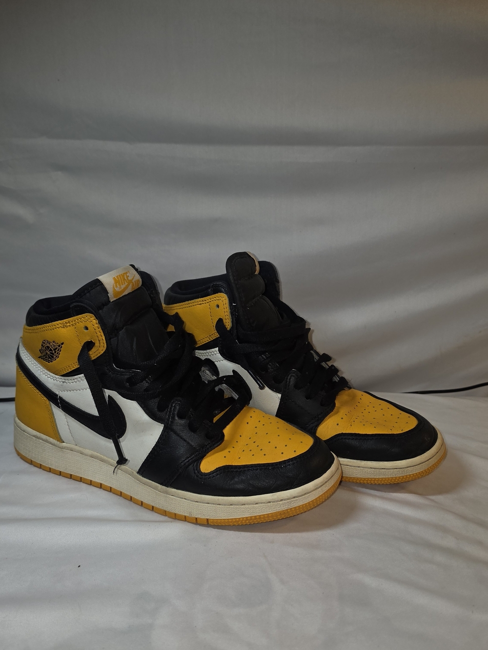 Nike Air Jordan 1 High Yellow Black White Sneakers